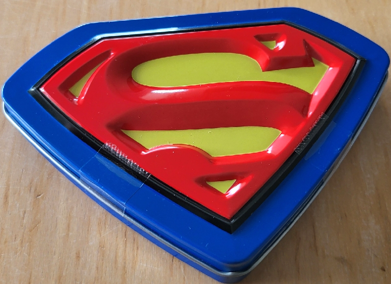 LEGO 212504-2 Superman metal box (Logo Shaped Box Version)