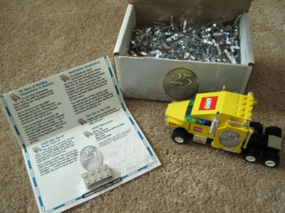 LEGO 2148-2 LEGO Truck (Lego Toy Fair 1998 25th Anniversary Edition)