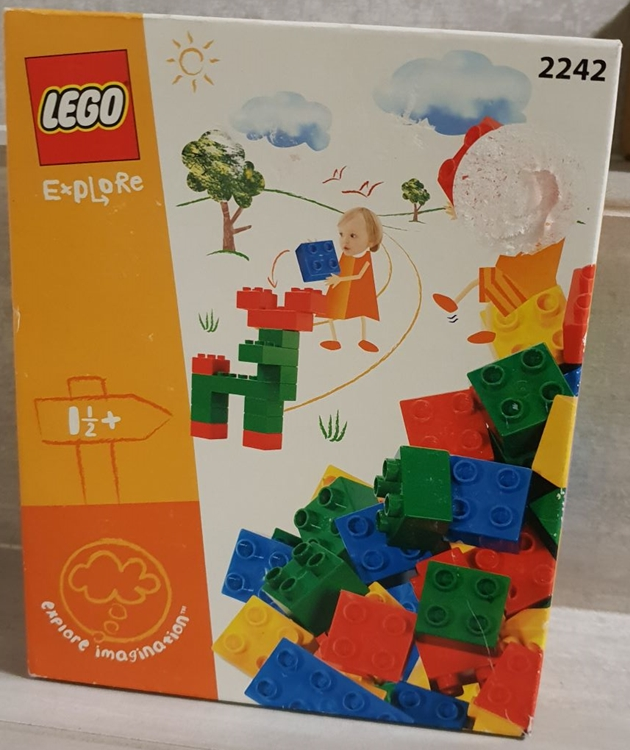LEGO 2242-2 Brick Starters (2002 Version)