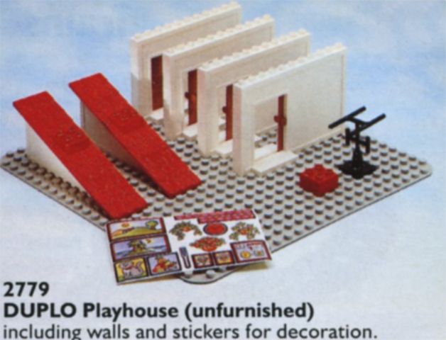 LEGO 2779 Playhouse (unfurnished)