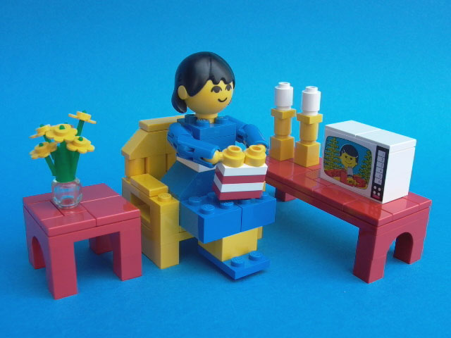 LEGO 278 Television Room