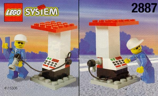 LEGO 2887 Petrol Station Attendant and Pump