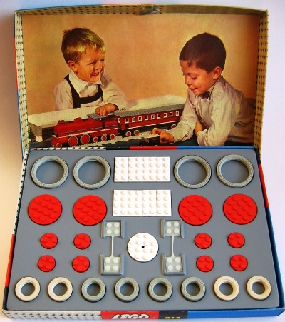 LEGO 314-2 Large & Small Wheels & Turn-Table