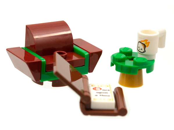 LEGO 41690-17 Advent Calendar 2021, Friends (Day 16) - Chair, Table, and Book