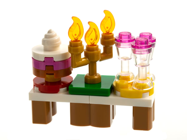 LEGO 41690-23 Advent Calendar 2021, Friends (Day 22) - Table with Cake, Candelabra, and Goblets