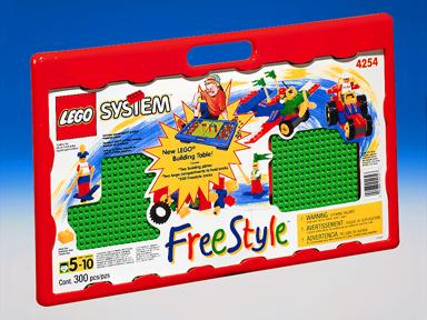 LEGO 4254 FreeStyle Playdesk (Cars and Planes Lap Table)