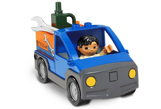 LEGO 4684 Repair Truck (Pick Up Truck)