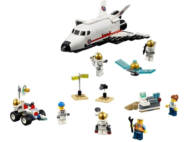 LEGO 5004736 Space Port Starter & Shuttle Collection