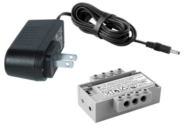 LEGO 5004838-2 WeDo 2.0 Add-On Power Pack (120V - 10V)