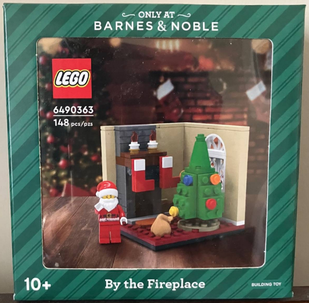 LEGO 5008124 By the Fireplace (Barnes & Noble Promotional)