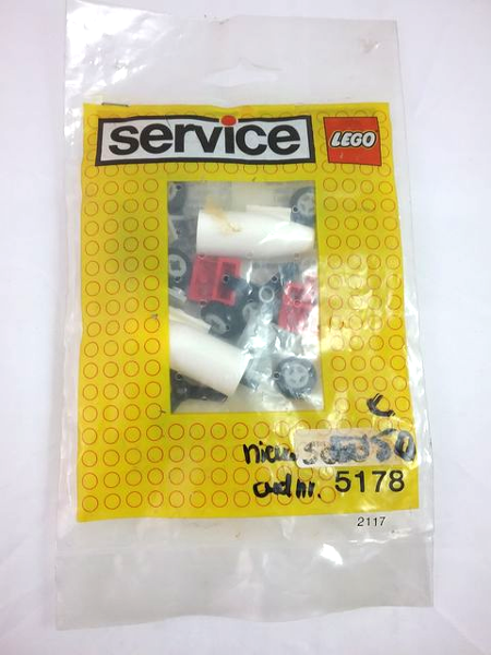 LEGO 5178 Plane Accessories