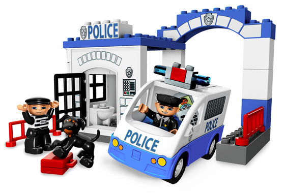 LEGO 5602 Police Station