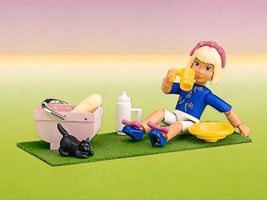LEGO 5821-3 Pamela's Picnic Time (Undetermined Packaging)