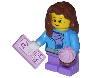 LEGO 60099-20 Advent Calendar 2015, City (Day 19) - Girl with Music Player and Cupcake