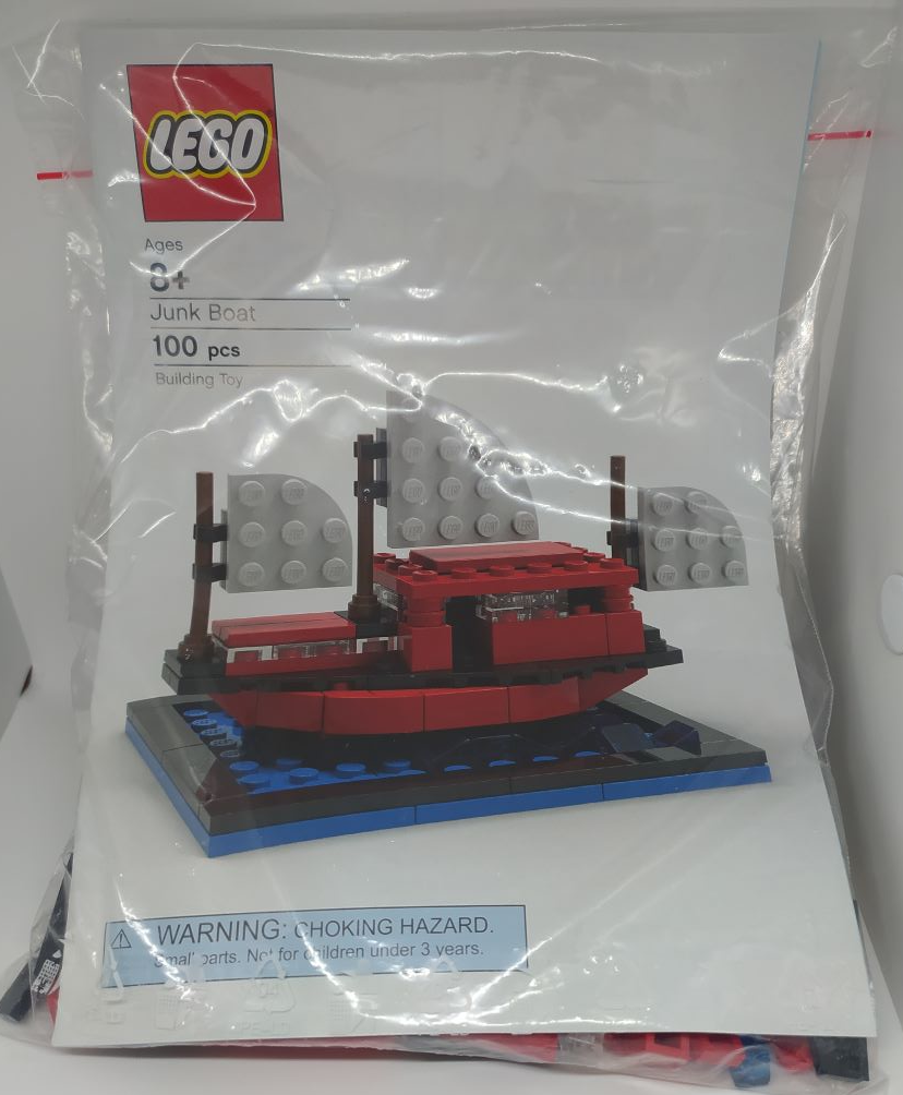 LEGO 6294336 LEGO Brand Store Exclusive Build - Junk Boat