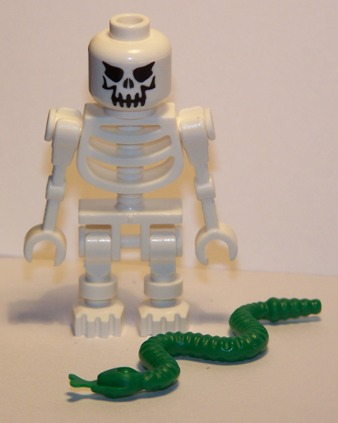 LEGO 6299-23 Advent Calendar 2009, Pirates (Day 22) - Skeleton and Snake