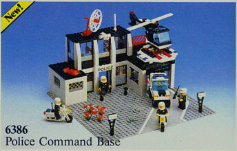 LEGO 6386 Police Command Base