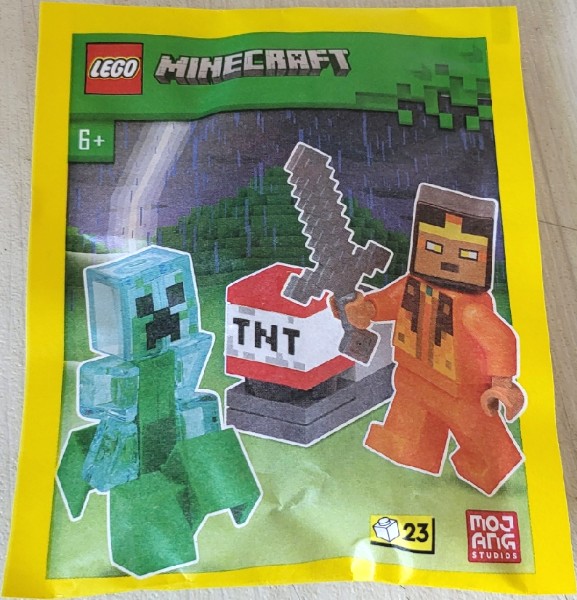 LEGO 662406 Hero with Charged Creeper and TNT Launcher paper bag