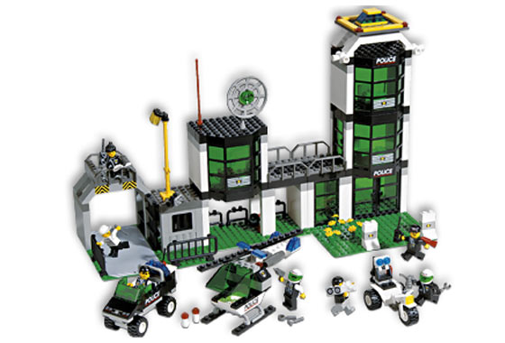 LEGO 6636 Police Headquarters