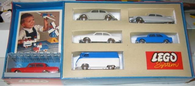 LEGO 696-2 1:87 6 Passenger Cars