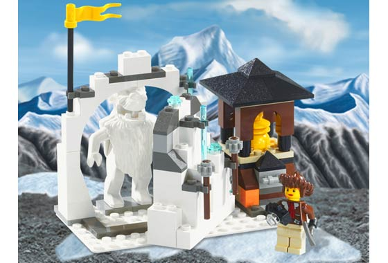 LEGO 7412 Yeti's Hideout