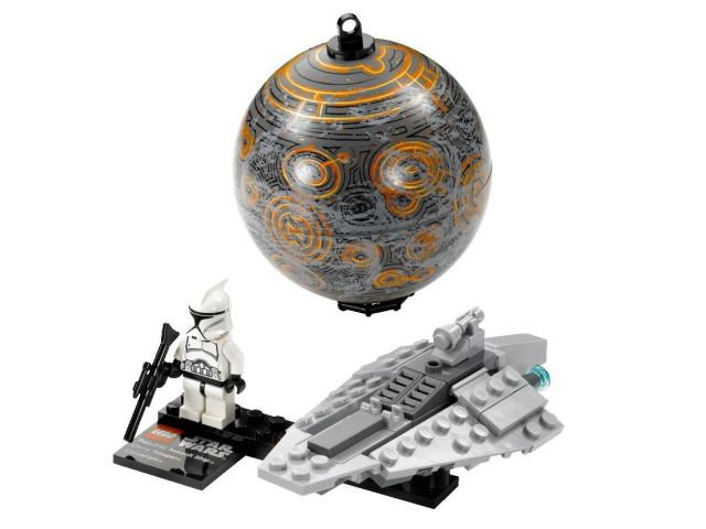 LEGO 75007 Republic Assault Ship & Planet Coruscant