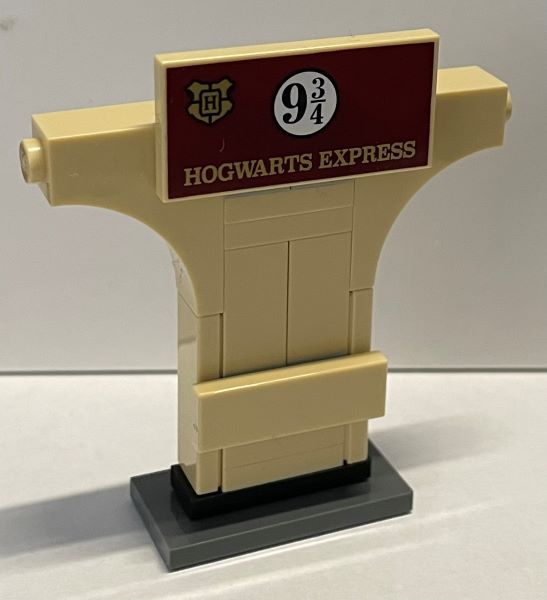 LEGO 76390-20 Advent Calendar 2021, Harry Potter (Day 19) - Platform 9 3/4 Entrance