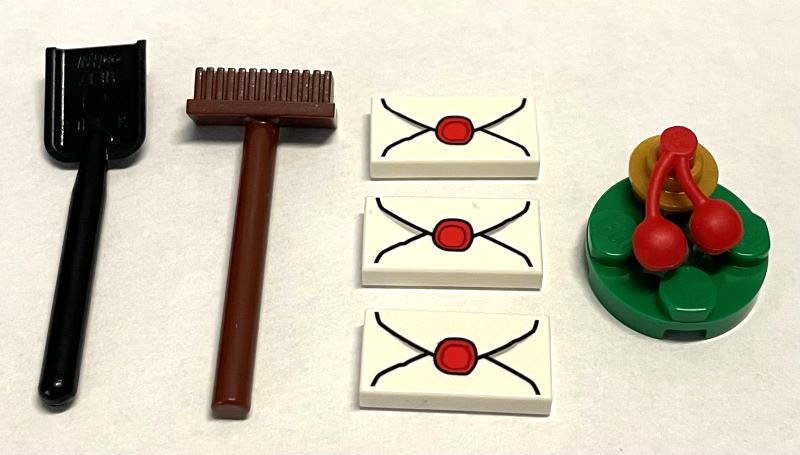 LEGO 76390-5 Advent Calendar 2021, Harry Potter (Day  4) - Letters, Wreath, Broom & Shovel