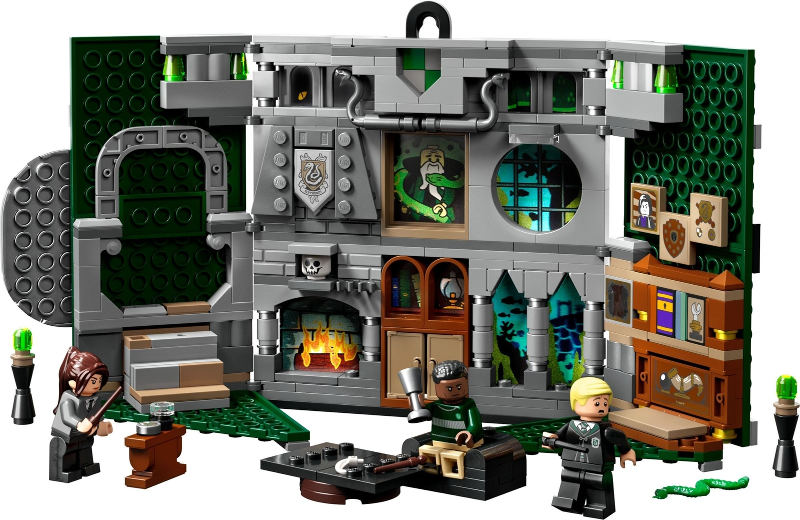 LEGO 76410 Slytherin House Banner