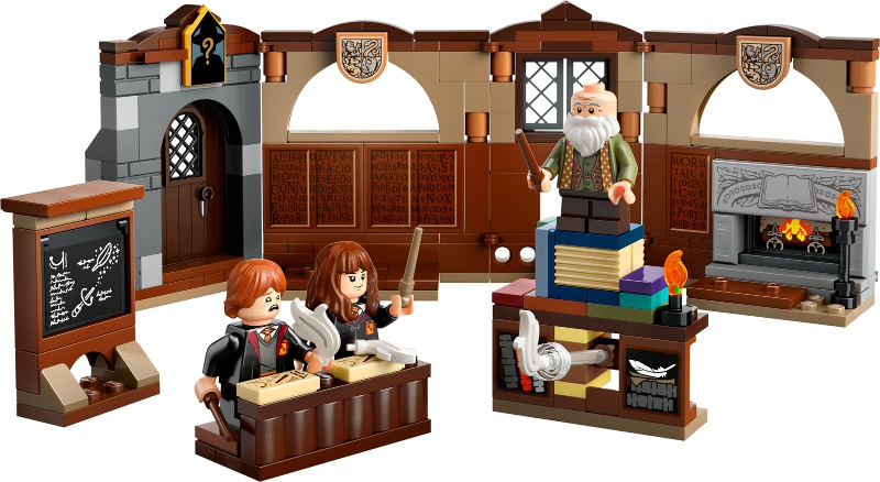 LEGO 76442 Hogwarts Castle: Charms Class