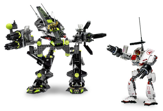 LEGO 7713 Bridge Walker vs. White Lightning