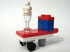 LEGO 7724-7 Advent Calendar 2008, City (Day  6) - Ice Cream Cart and Sundae