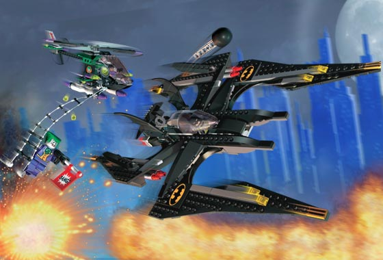 LEGO 7782 The Batwing: The Joker's Aerial Assault