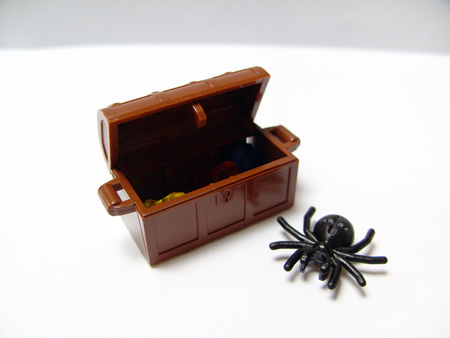 LEGO 7979-24 Advent Calendar 2008, Castle (Day 23) - Treasure Chest with Spider