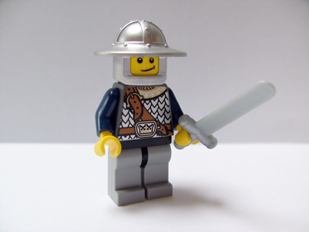 LEGO 7979-8 Advent Calendar 2008, Castle  (Day 7) - Castle Soldier with Sword