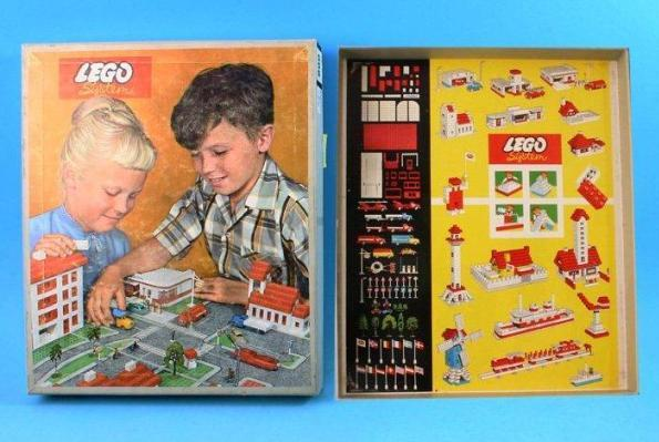 LEGO 800-3 Town Plan