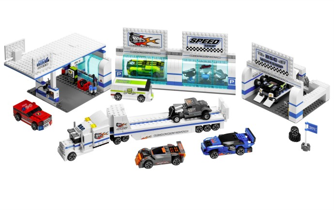 LEGO 8154 Brick Street Customs