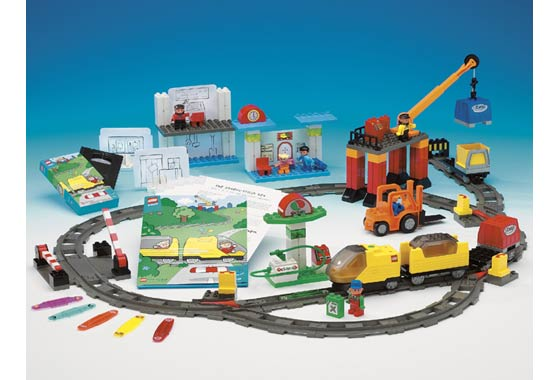 LEGO 9125 Intelligent Train Set