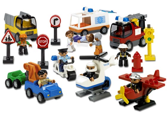 LEGO 9132 Community Transport Set