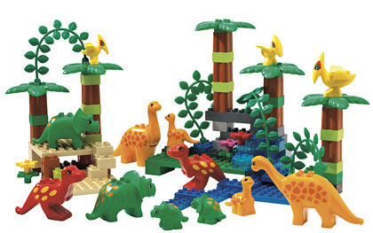 LEGO 9213 Dinosaurs (2007 Version)