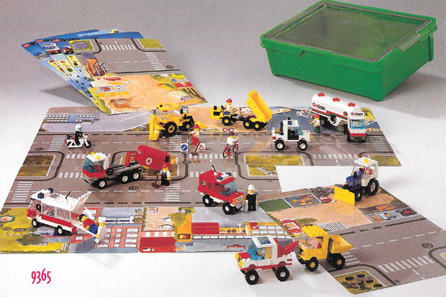 LEGO 9365 Community Vehicles