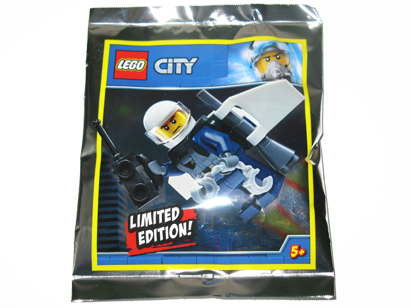 LEGO 951904 Police Officer with Jet Pack foil pack