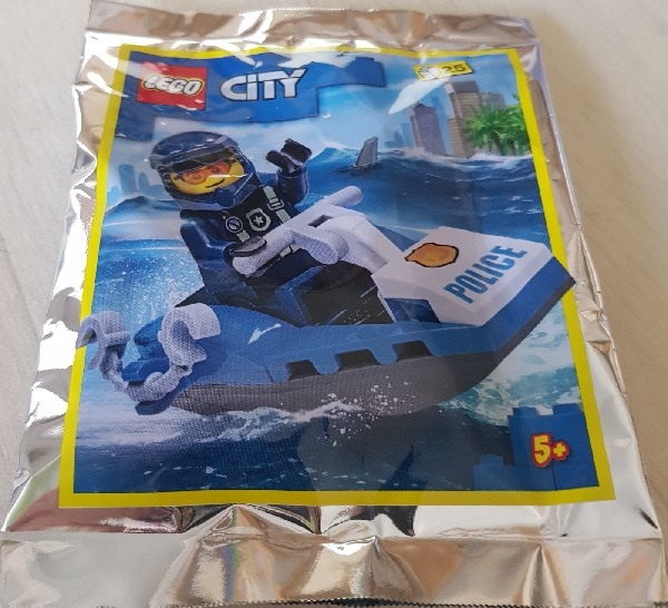 LEGO 952207 Policeman with Jet Ski foil pack