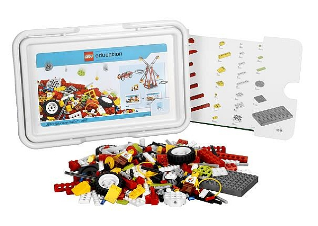 LEGO 9585 WeDo Robotics Resource Set