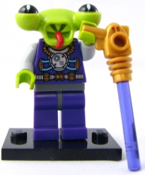 LEGO col03-13 Space Alien, Series 3 (Complete Set with Stand and Accessories)