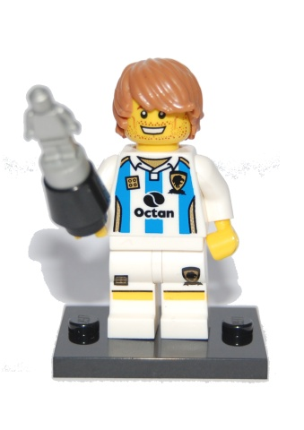 LEGO col04-11 Soccer Player, Series 4 (Complete Set with Stand and Accessories)