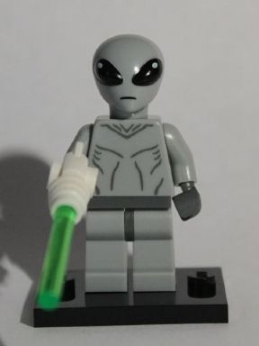LEGO col06 Classic Alien, Series 6 (Complete Set with Stand and Accessories)