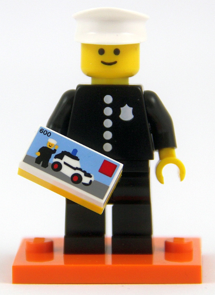LEGO col18-8 1978 Classic Police Officer, Series 18 (Complete Set with Stand and Accessories)
