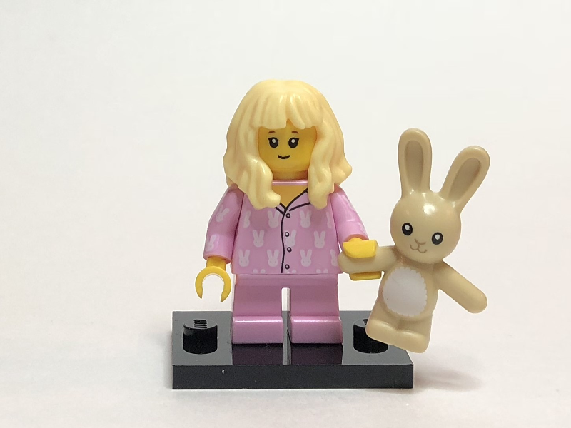 LEGO col20-15 Pajama Girl, Series 20 (Complete Set with Stand and Accessories)