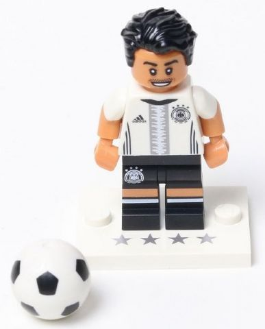 LEGO coldfb-8 Mesut Özil, Deutscher Fussball-Bund / DFB (Complete Set with Stand and Accessories)